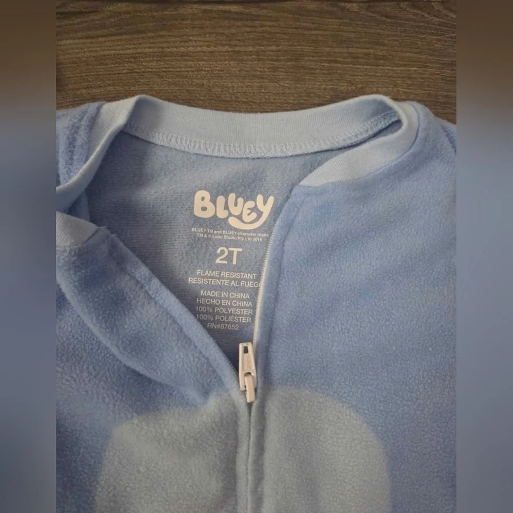 Cozy Bluey Kids One Piece Footie With Bst Size 2t